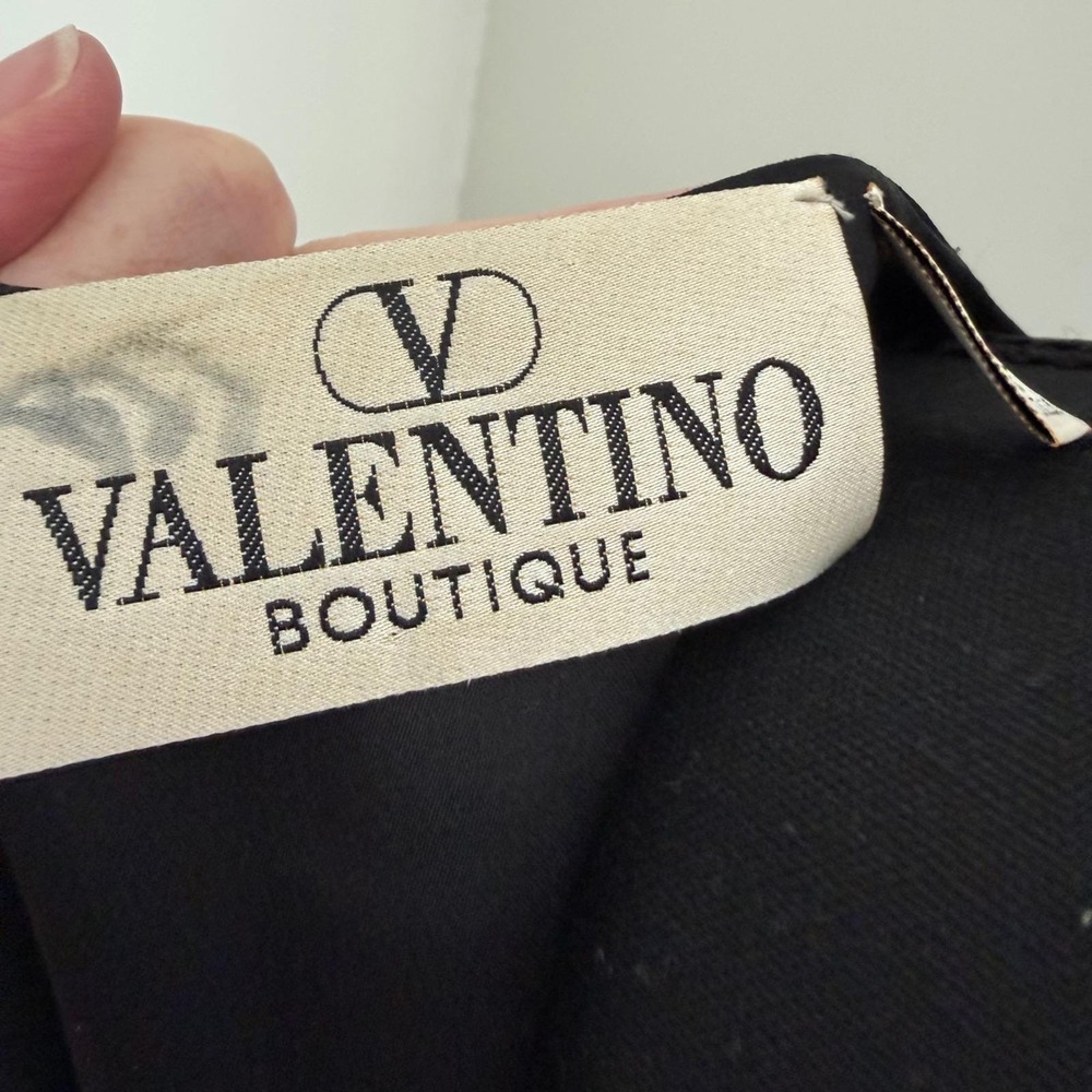 Vtg Valentino Boutique Black Silk Dress Made in Italy Sz10 Asymmetrical flatters - Picture 9 of 16